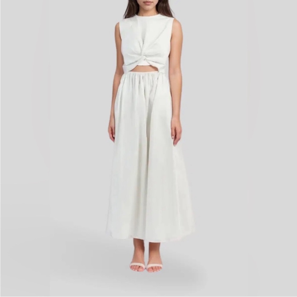 DISSH White Sleeveless Crop Top with Twist Detail